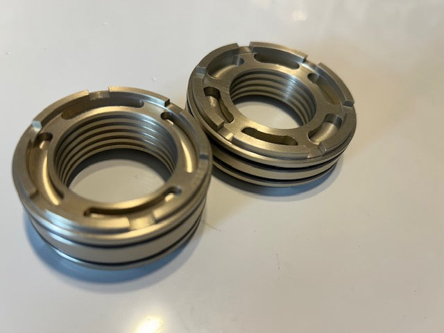 Kawasaki H1 500SS crank center seal LABYRI — anodized aluminum, precision-machined in Japan